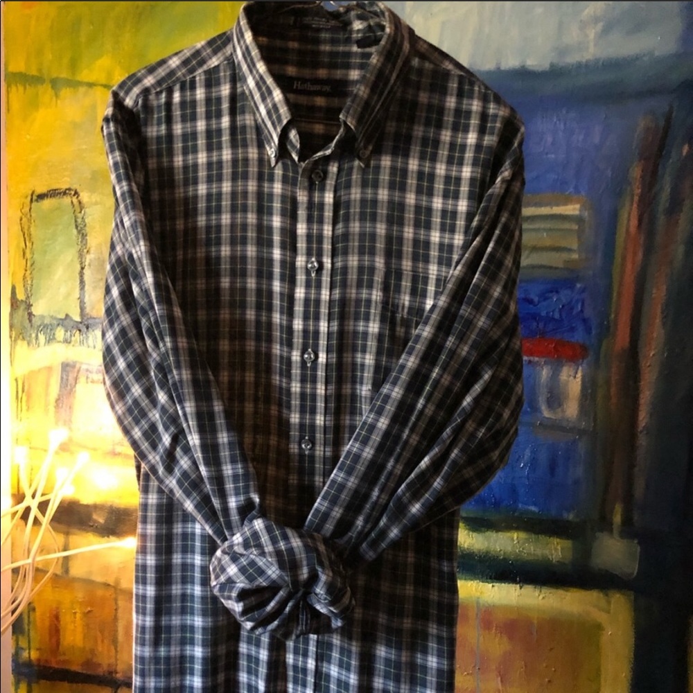 Hathaway button down plaid shirt 17-35